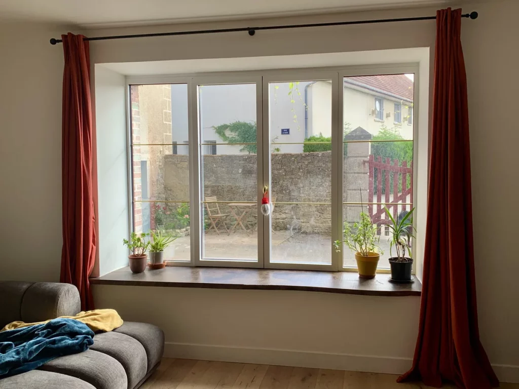 porte-fenetre-volet - fenêtre