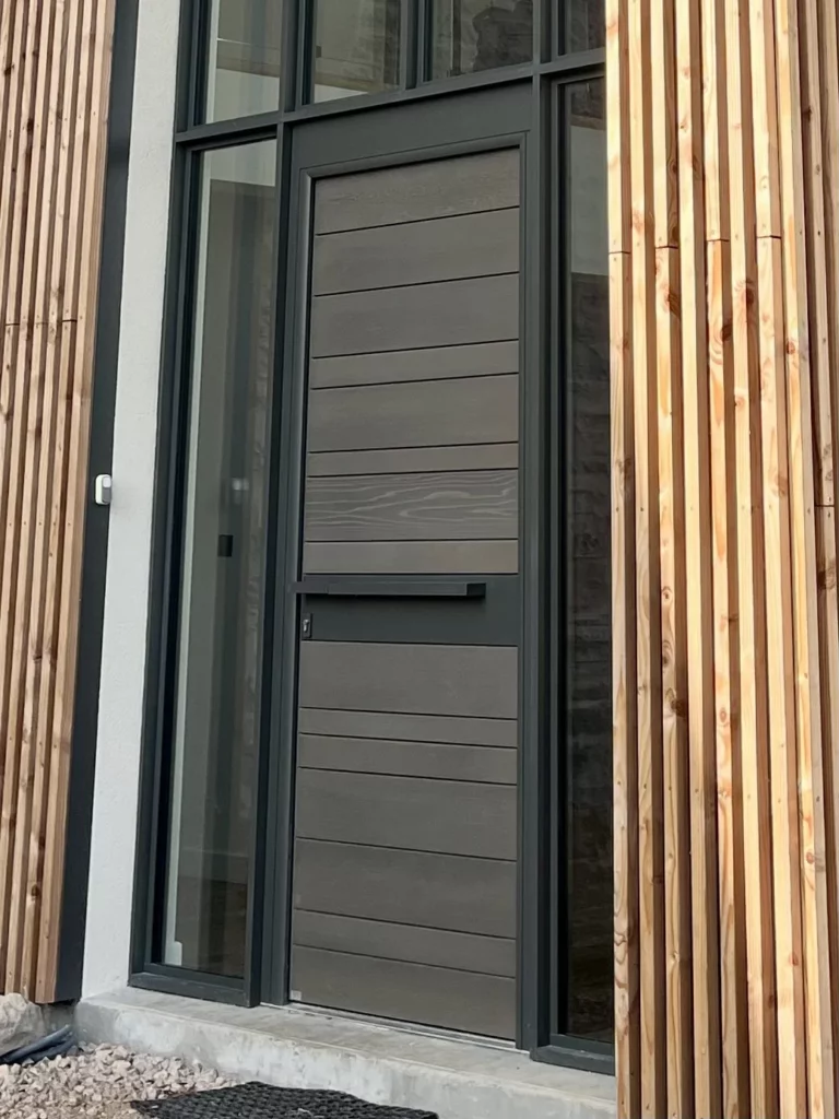 porte-fenetre-volet - porte d'entrée