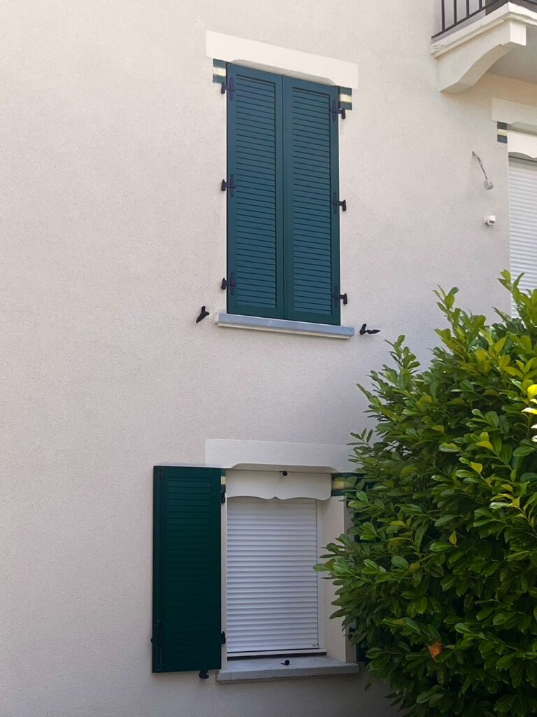 porte-fenetre-volet - volets