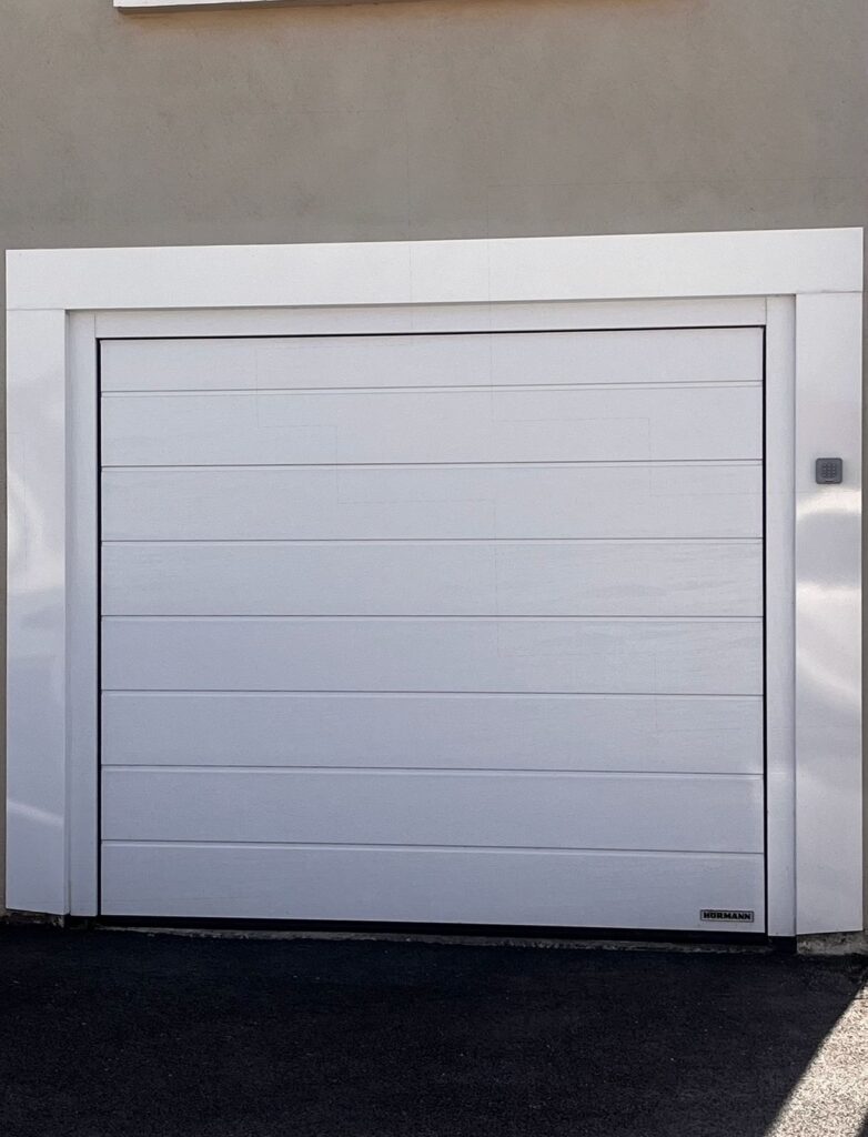 porte-fenetre-volet - porte de garage