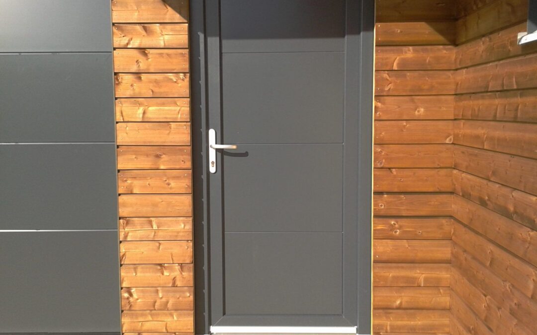 porte-fenetre-volet - porte d'entrée