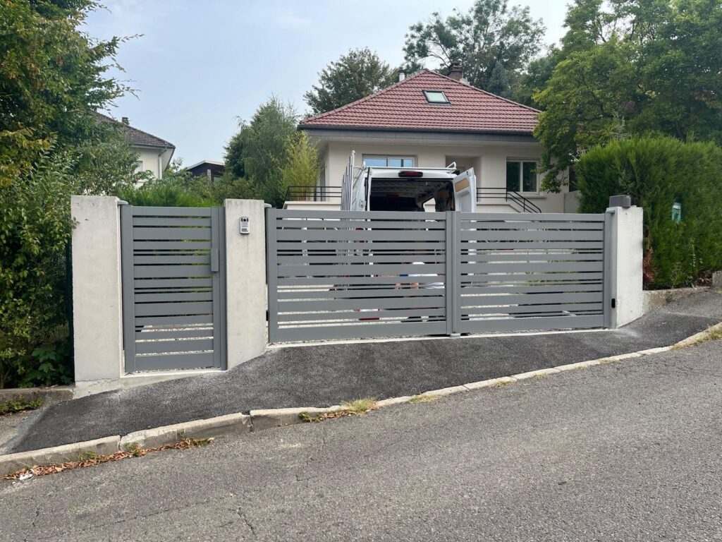 porte-fenetre-volet - portail et portillon