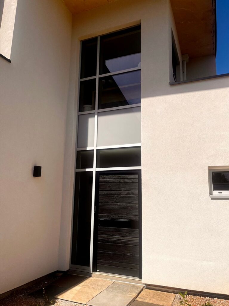 porte-fenetre-volet - portes d'entrée et fenêtres