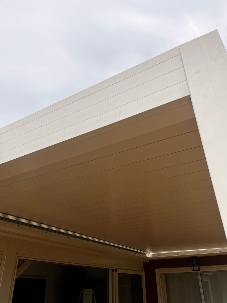 porte-fenetre-volet - pergolas